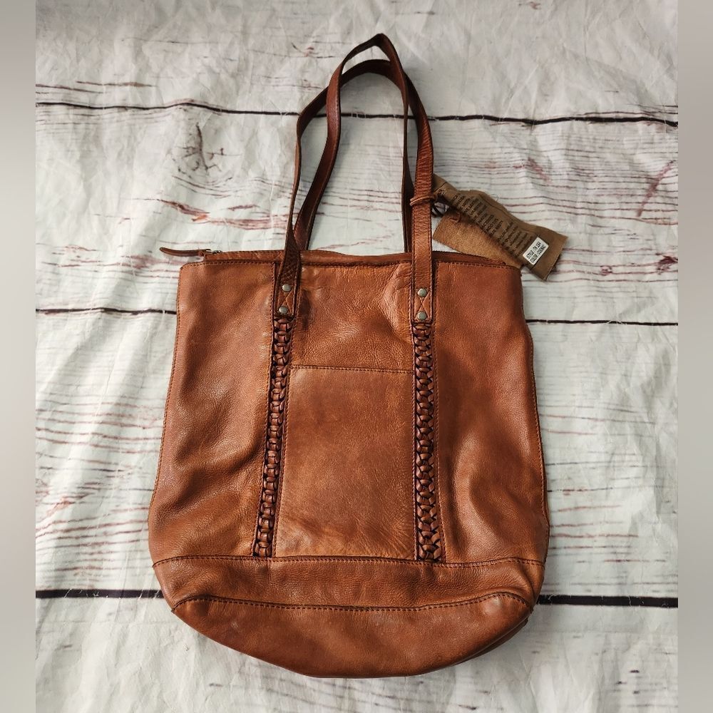 Vilenca Holland Leather Braided Detail Tote Bag NWT